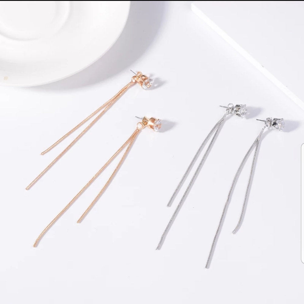 XPollyxx Post and Chain Long Earrings - Picture 3 of 4